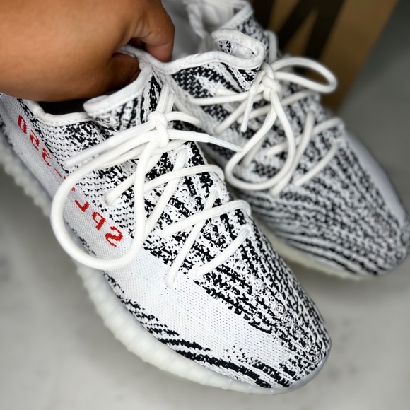 Adidas Yeezy Boost V2 Zebra White Black Red CP9654 Mens size 11.5 NW main image 8